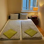 Parisi Flat