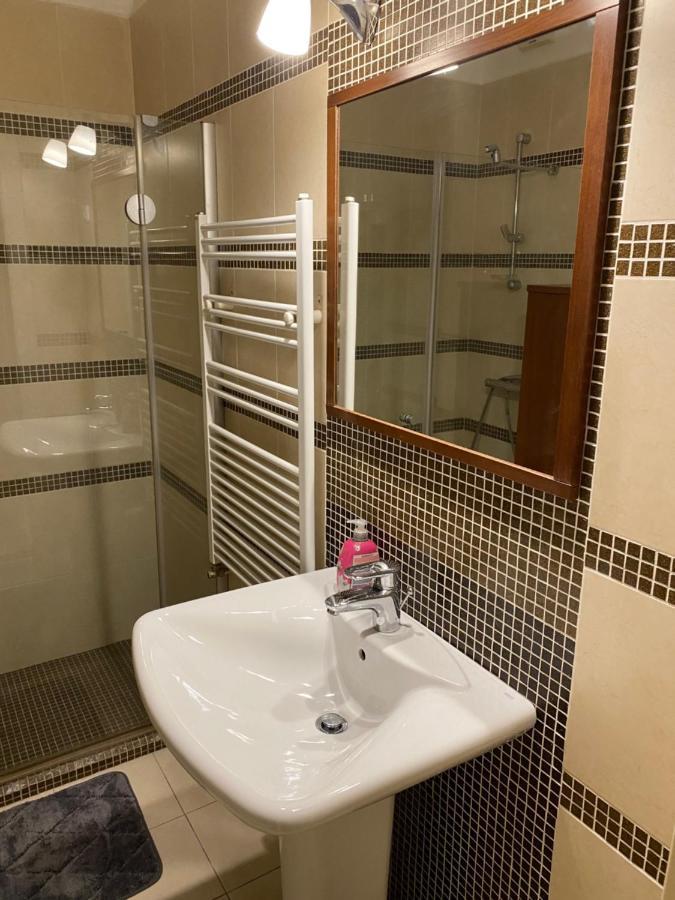Parisi Flat Apartment